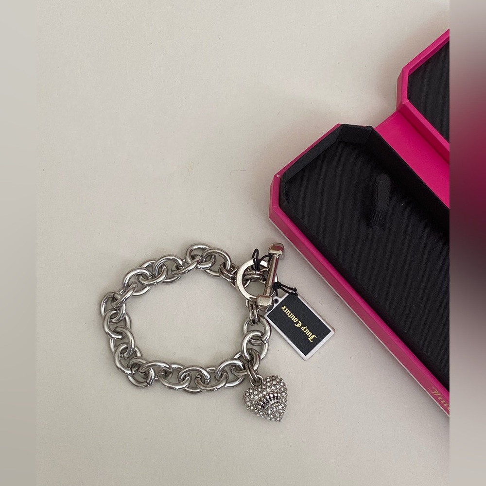 JUICY COUTURE PAVE HEART TOGGLE LINK BRACELET